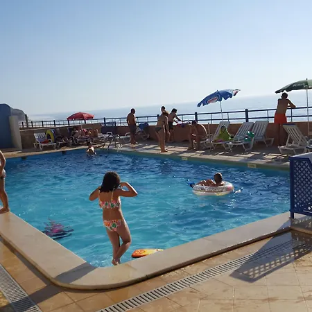 Azul 3* Silveira (Lisbon)