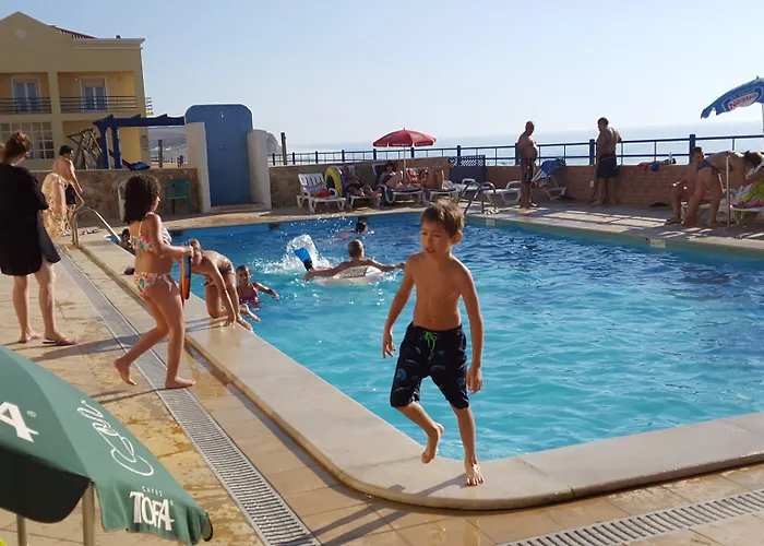 Azul Apart-hotel Silveira (Lisbon)